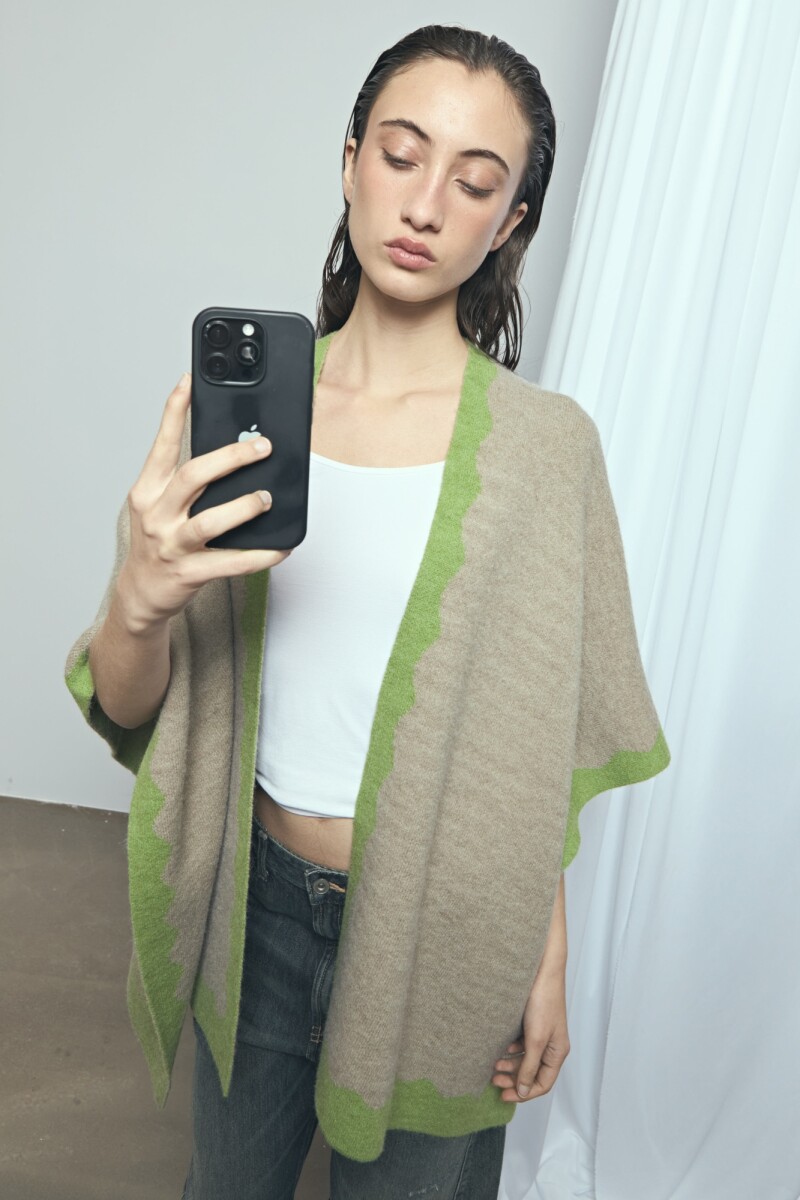 Poncho wavy PREVENTA verde