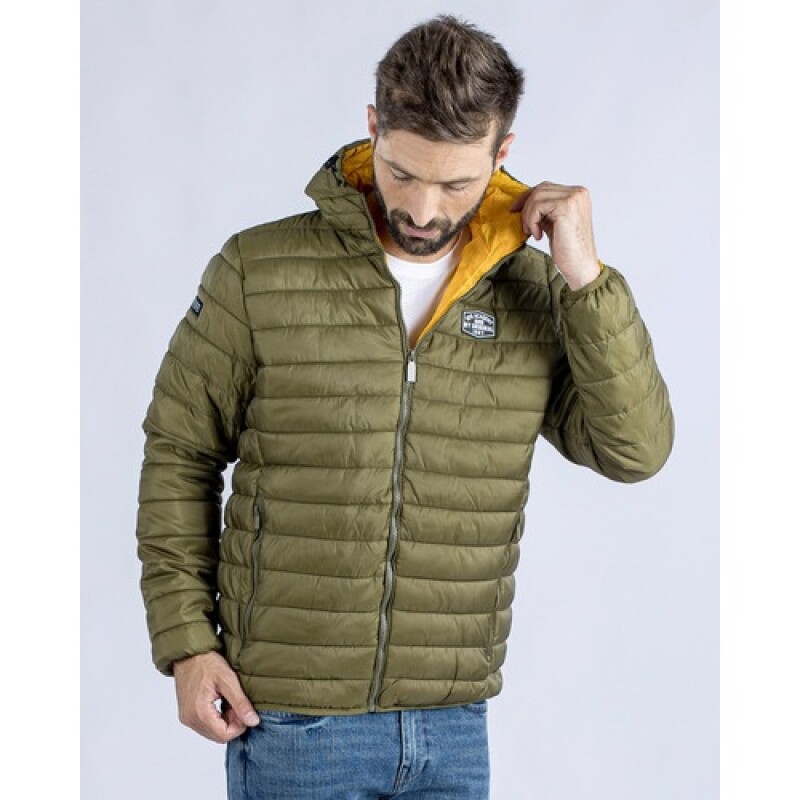 Campera de nylon con capucha para hombre UFO Calder Verde Campera de nylon con capucha para hombre UFO Calder Verde