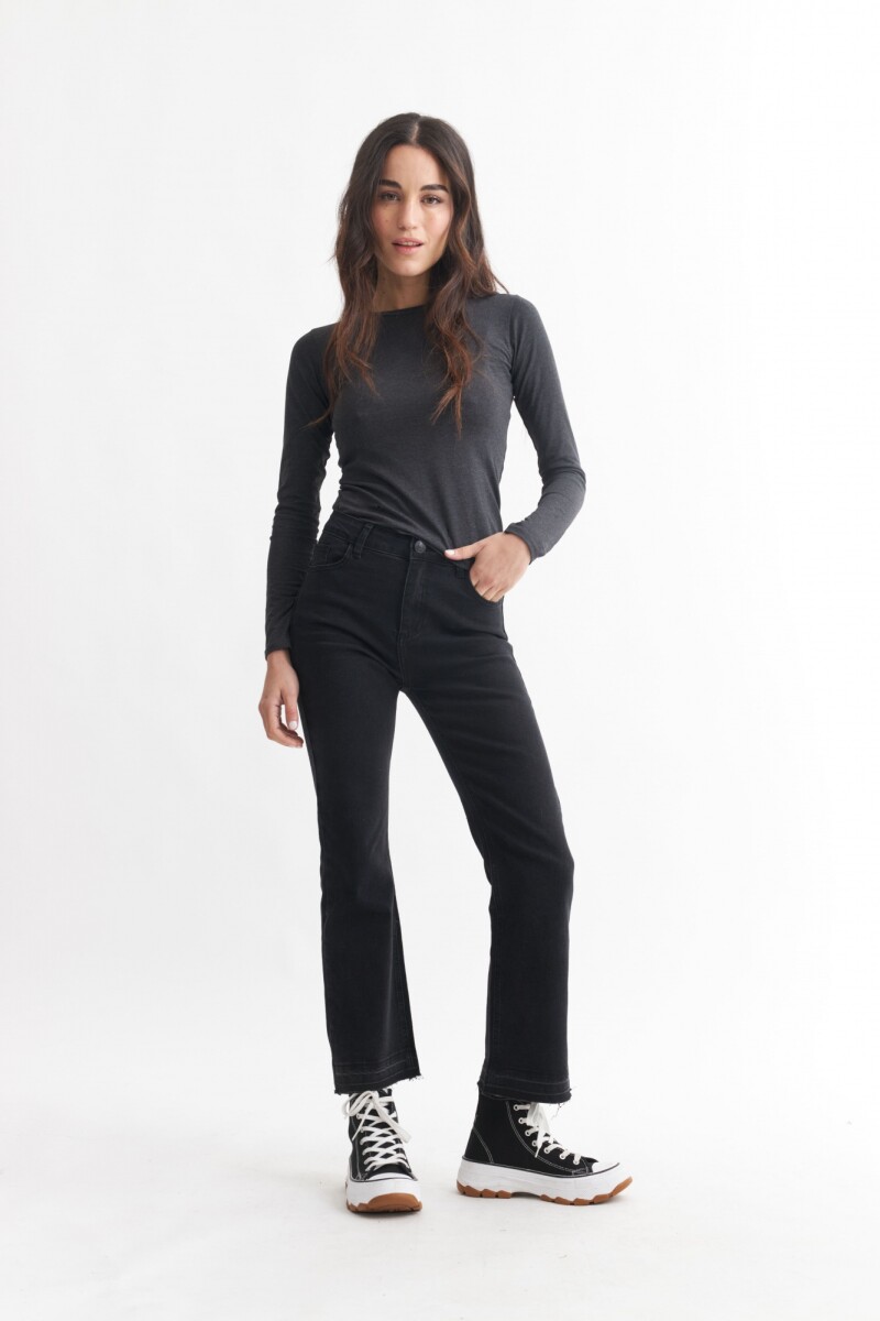 Jean Flared Cropped - Negro 
