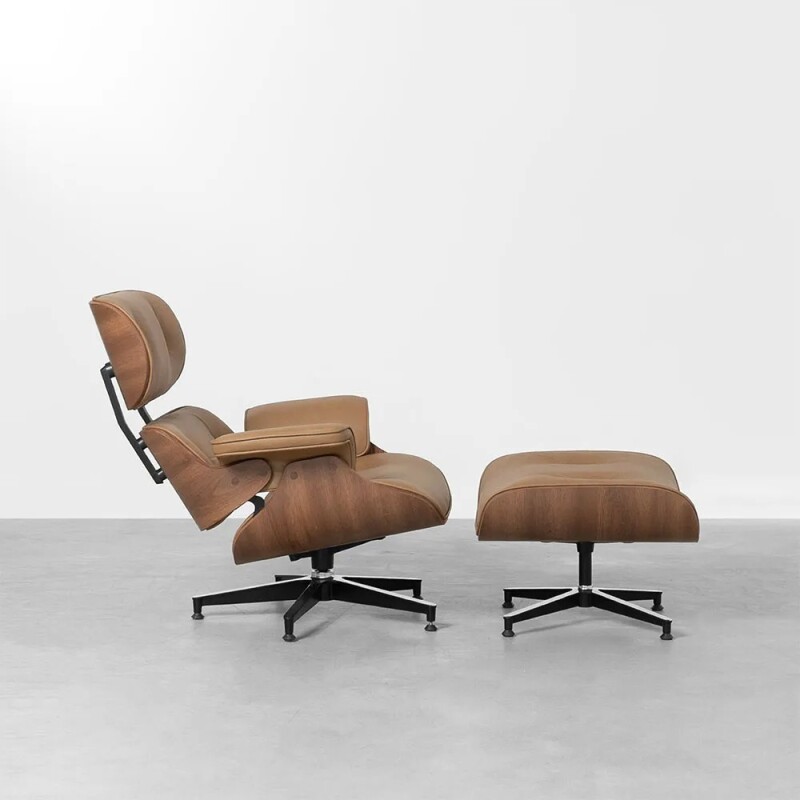 BUTACA CUERO - CHARLES EAMES - C/APOYA PIES - CUERO COLOR CASTAÑO BUTACA CUERO - CHARLES EAMES - C/APOYA PIES - CUERO COLOR CASTAÑO