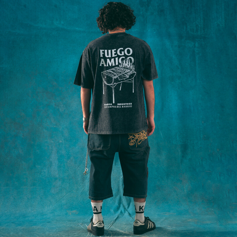 REMERA OVERSIZE - FUEGO AMIGO REMERA OVERSIZE - FUEGO AMIGO