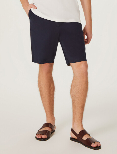 BERMUDA BÁSICA CON CORDÓN AZUL