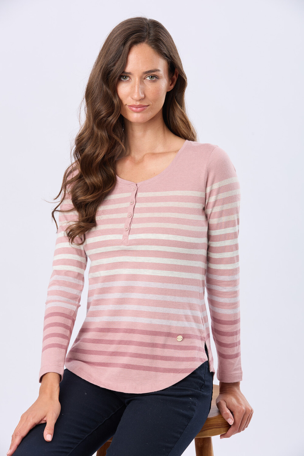 REMERA RAYADA CON BOTONES Rosado