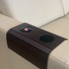 BANDEJA PARA SOFA CON POSAVASOS - TABACO BANDEJA PARA SOFA CON POSAVASOS - TABACO