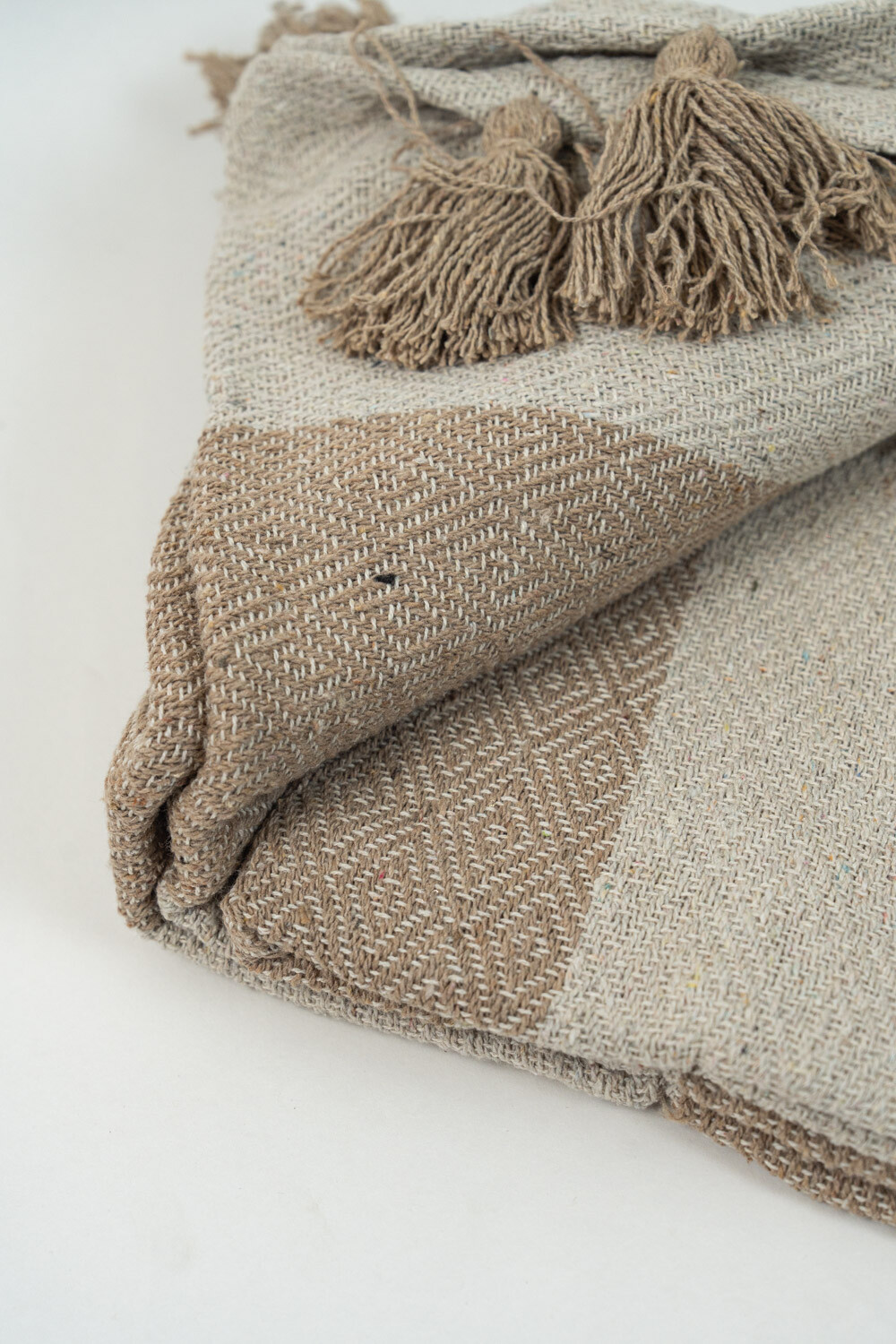 Manta Borlas Beige