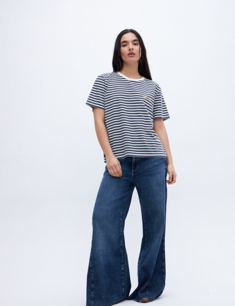 Remera Dickinson Marino