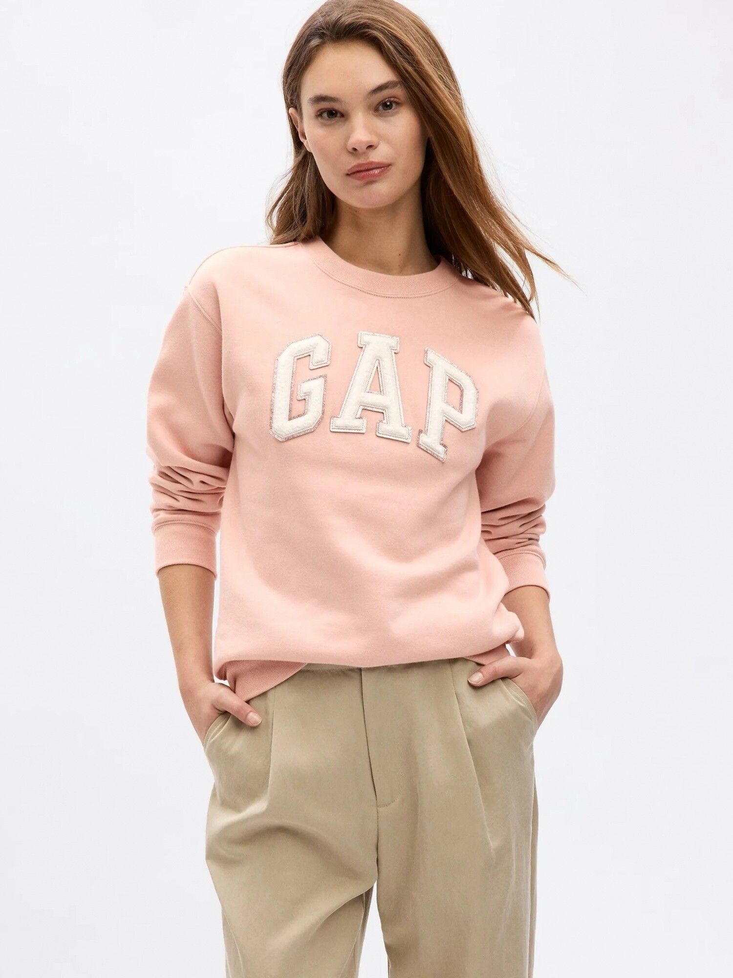 Buzo Deportivo Logo Gap Mujer - Pink Standard — GAP Uruguay