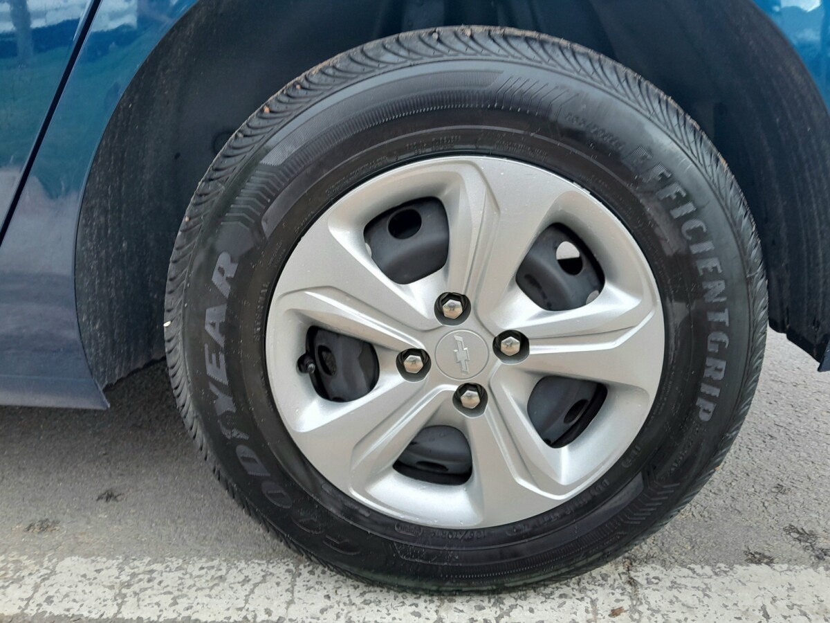 Chevrolet Onix LS 1.0 Extra Full | Permuta / Financia Chevrolet Onix LS 1.0 Extra Full | Permuta / Financia