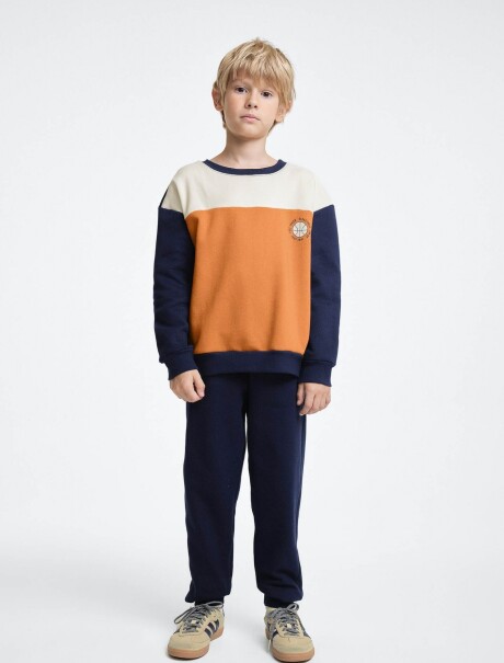 CONJUNTO INFANTIL CON ESTAMPA AZUL