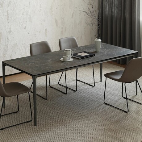 MESA DE COMEDOR GAEL Negro - UNICO