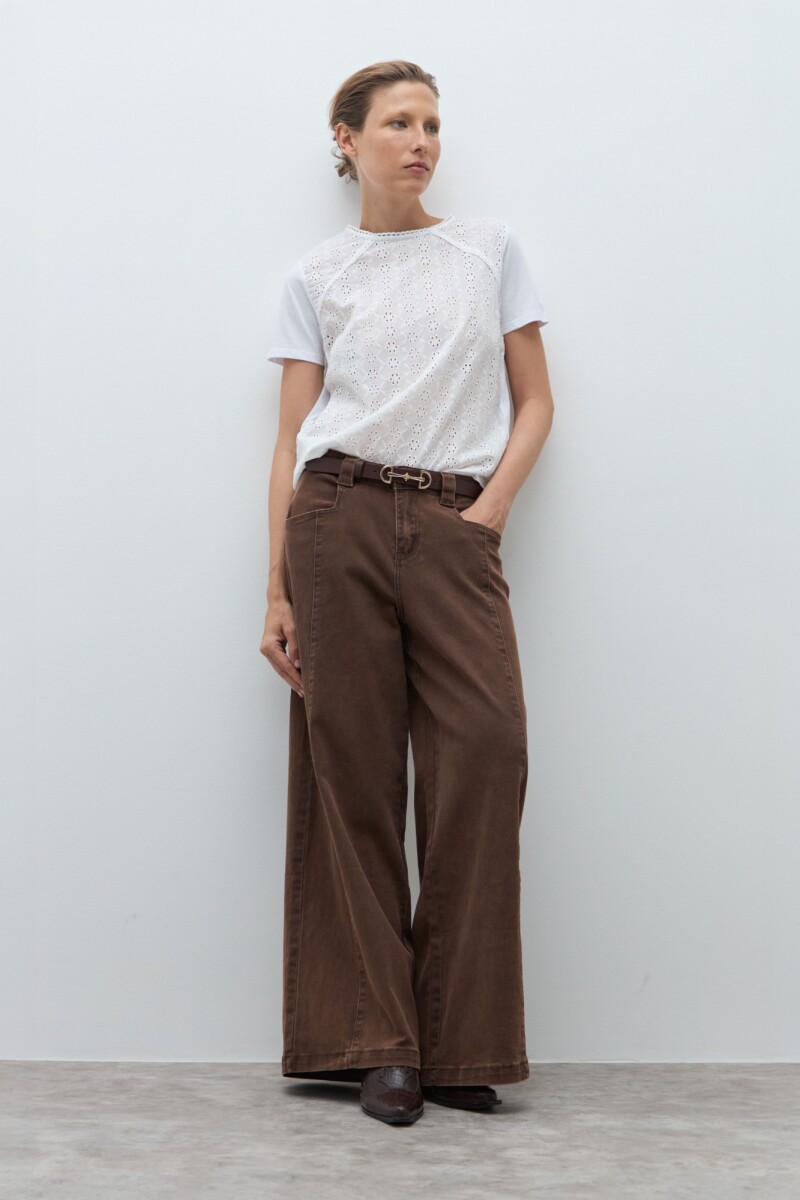 Remera frente broderie blanco