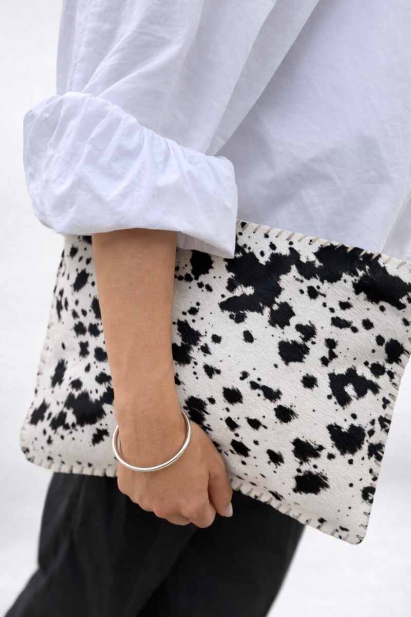 Leather Envelope Print Crudo