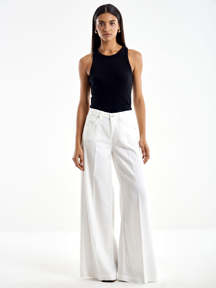 PANTALÓN 