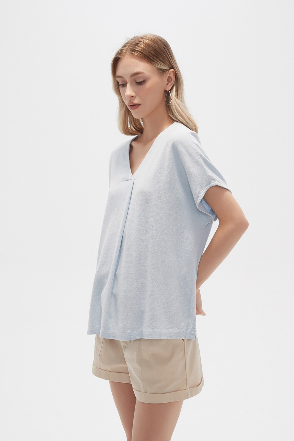 Blusa Addo Celeste Claro