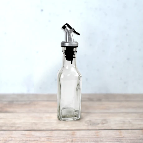 Aceitera de vidrio lisa con pico Aceitera de vidrio lisa con pico