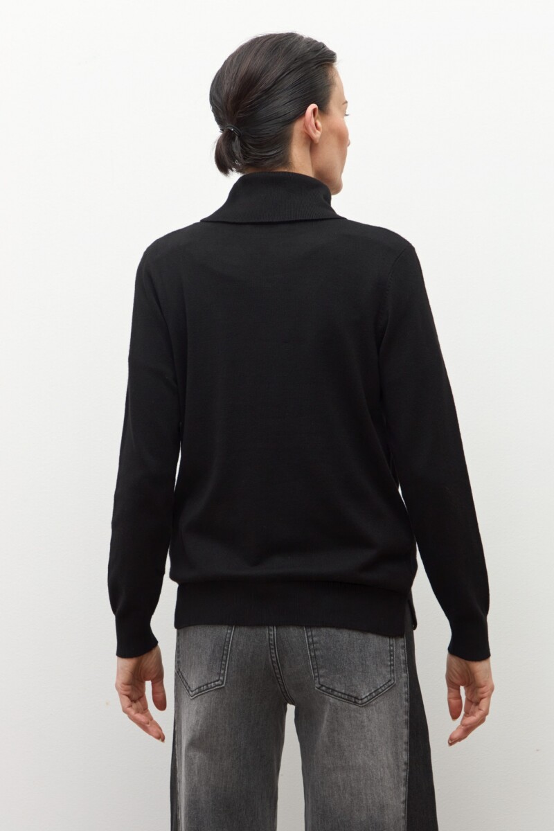 Polera básica negro