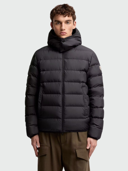 MONCLER - Campera Corta de Plumas Montbrocq Negro