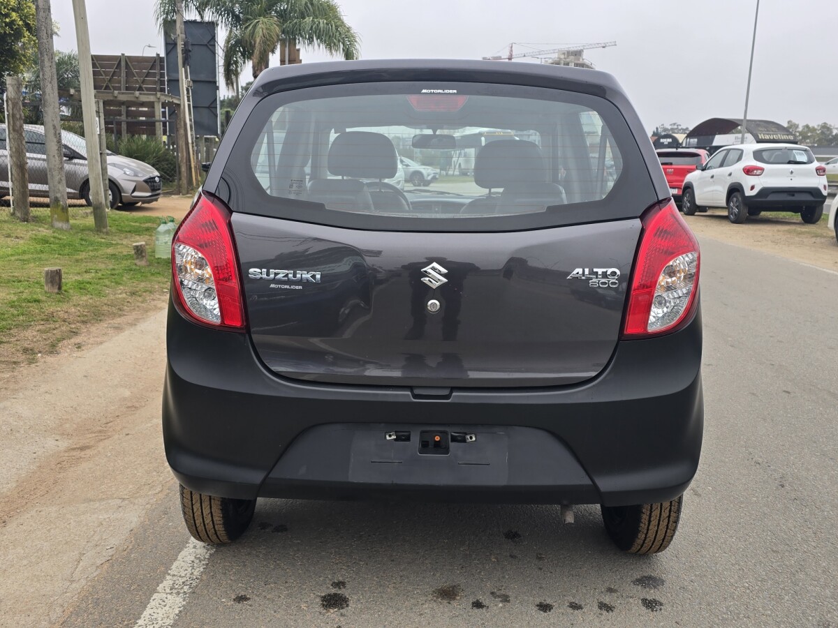 Suzuki Alto 800 STD EXCELENTE ESTADO! | Permuta / Financia Suzuki Alto 800 STD EXCELENTE ESTADO! | Permuta / Financia