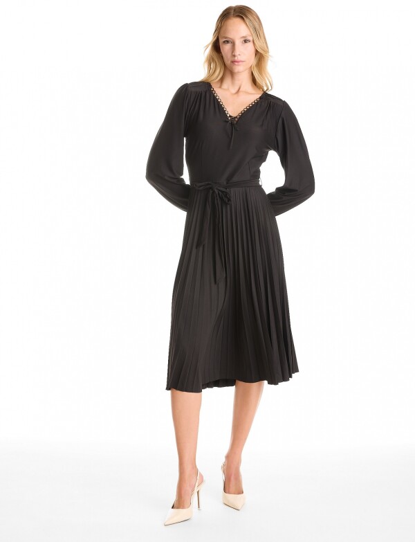 Vestido Falda Plisada NEGRO