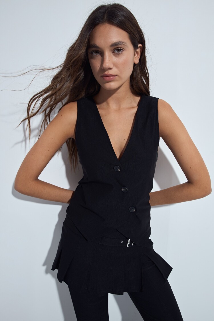 CHALECO FRILLY Negro