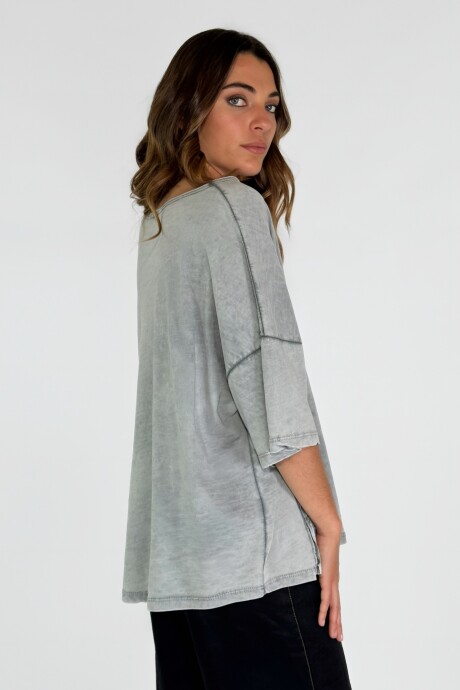 REMERA SOVANA Gris