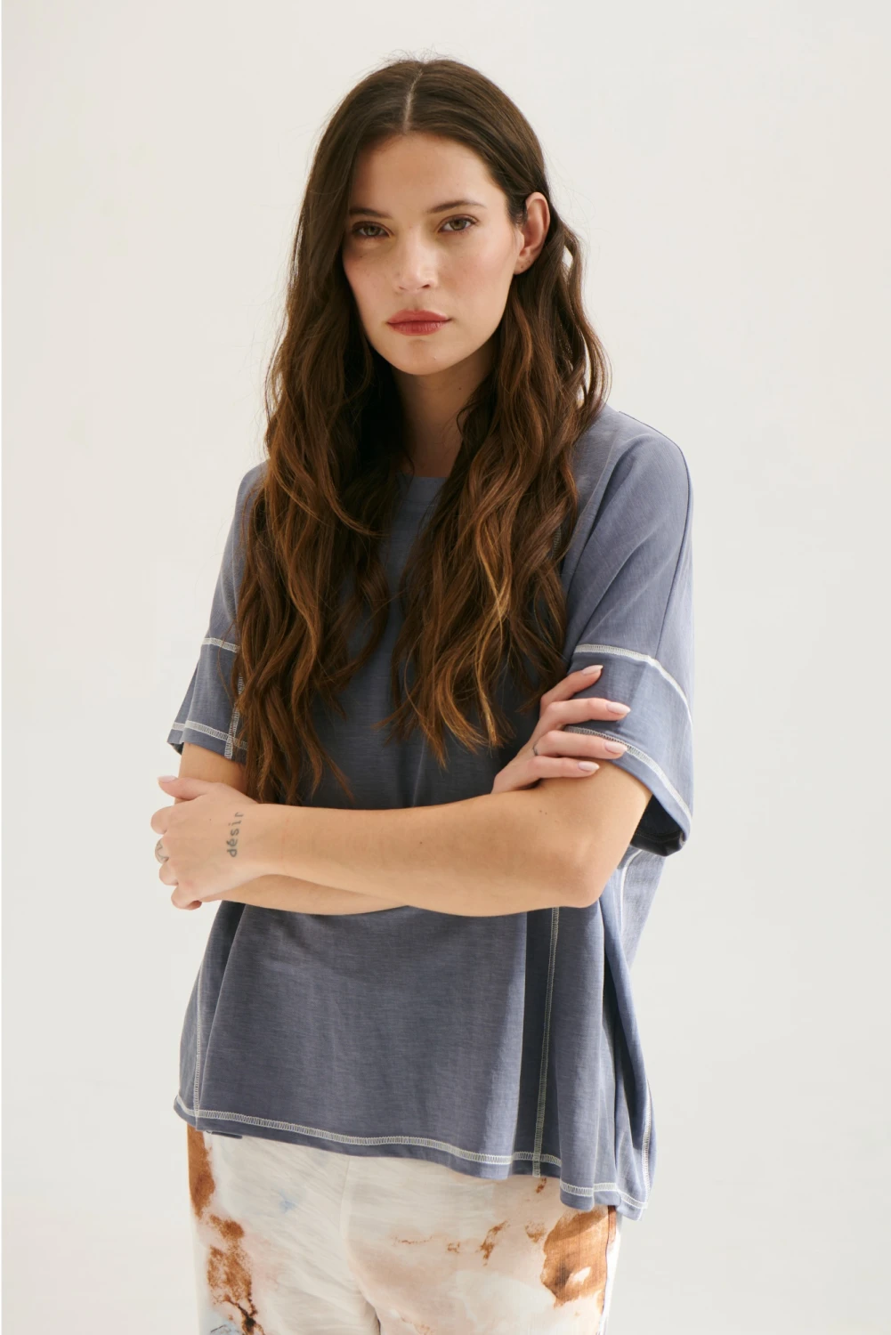 REMERA MACA