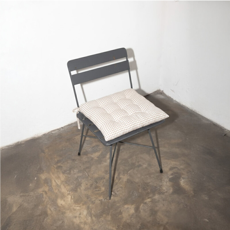 Almohadón para silla cuadros marrón