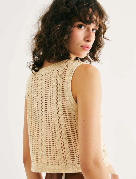 CHALECO DE PUNTO CON BOTONES AMARILLO