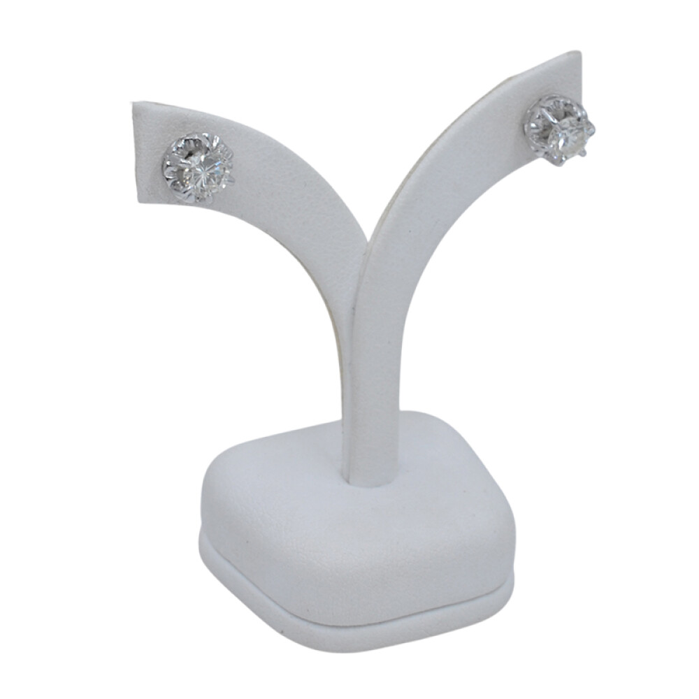 Caravanas en oro 18k blanco con brillantes, engarce 6 puntas Caravanas en oro 18k blanco con brillantes, engarce 6 puntas