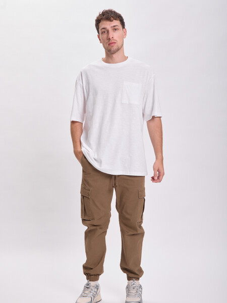 Pantalón cargo jogger Tostado