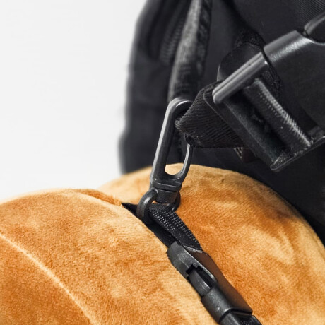 Almohada de viaje huellita gato Marron