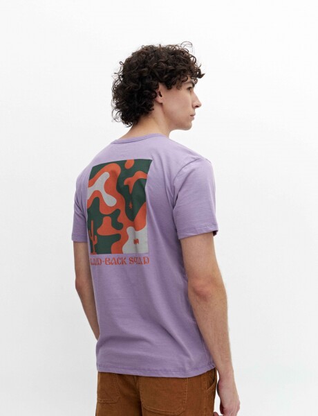 Remera Benedict Violeta