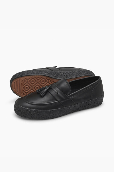VM005 Loafer Negro