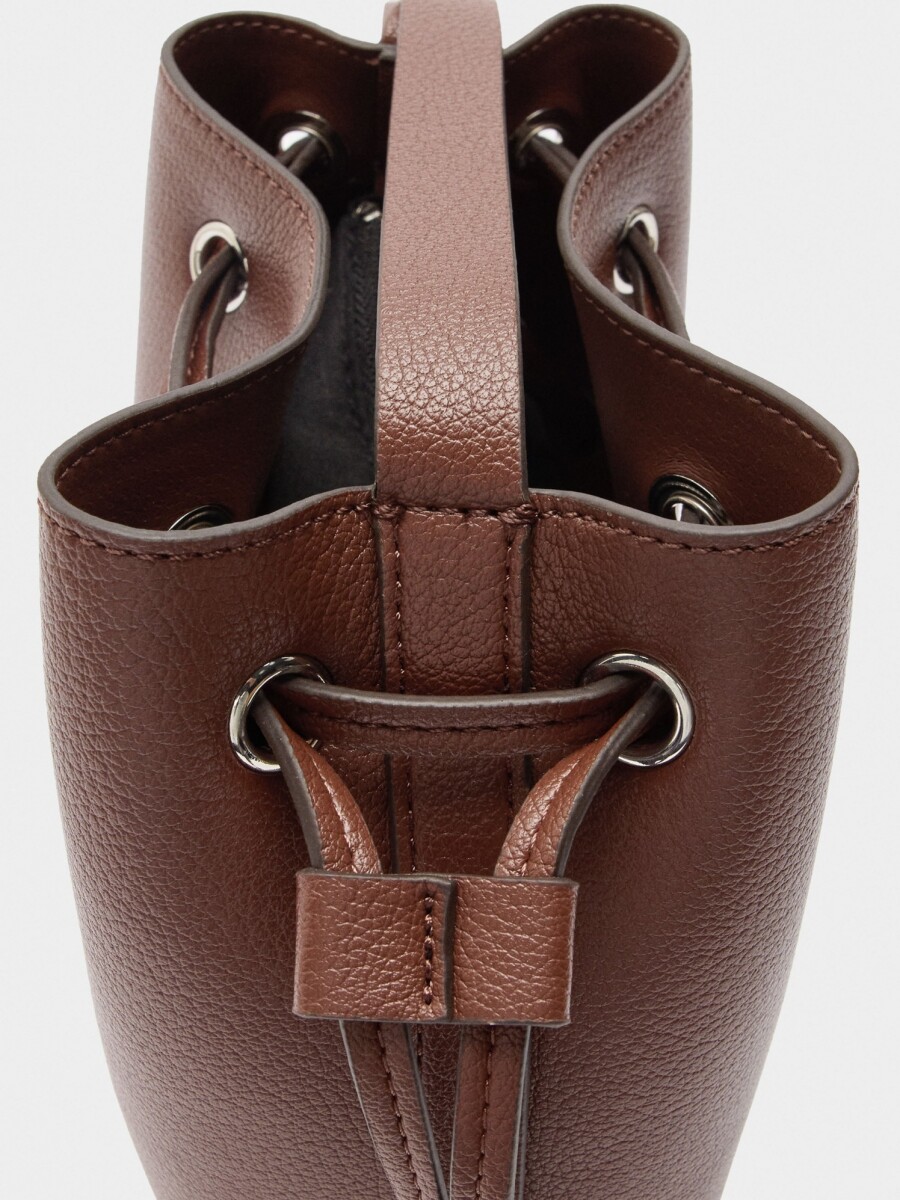 Bolso Bandolera Con Cordón canela