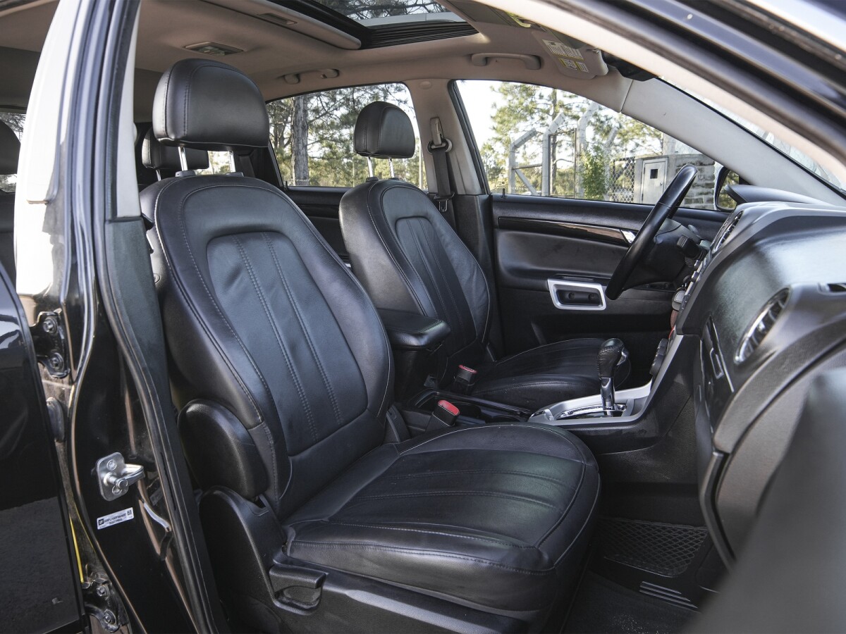 Chevrolet Captiva Sport 3.0 4x4 AT| Permuta / Financia Chevrolet Captiva Sport 3.0 4x4 AT| Permuta / Financia