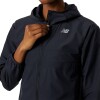 Campera New Balance Accelerate Negro