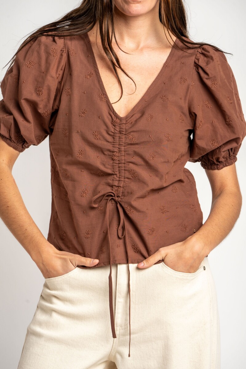 Blusa Bordada Frunces Mocha
