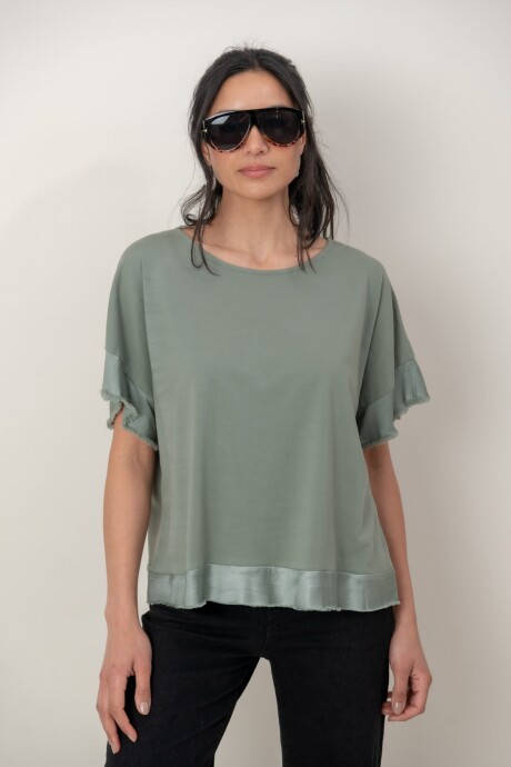 REMERA DIANNE Verde Seco