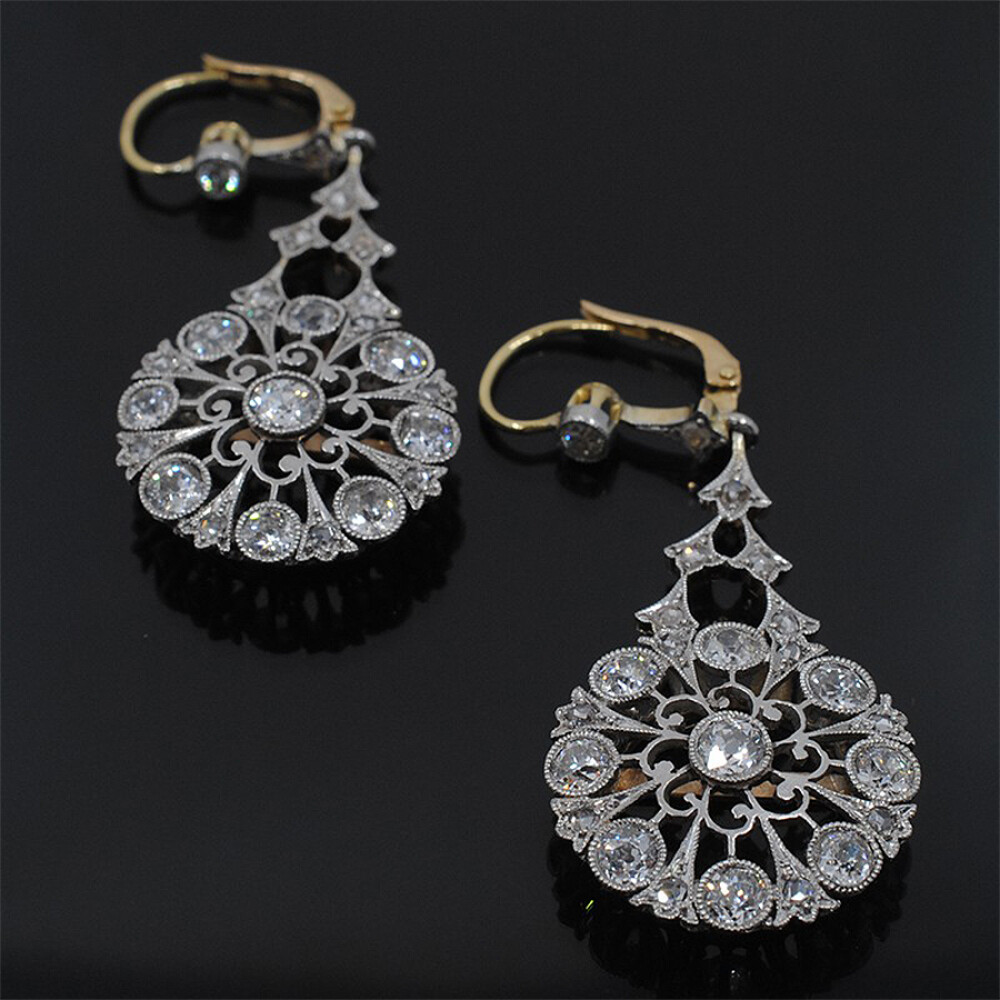 Caravanas En Oro 18K, Platino Con Brilliantes Y Diamantes Caravanas En Oro 18K, Platino Con Brilliantes Y Diamantes