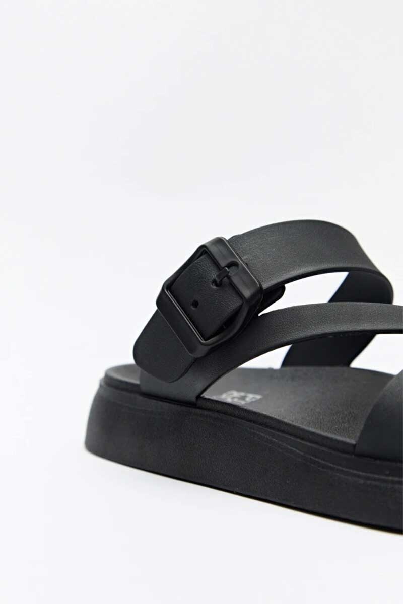 SANDALIA PIECE OF CAKE ROMITA Negro