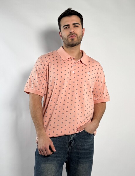 Remera polo de algodon estampada Darin Rosado