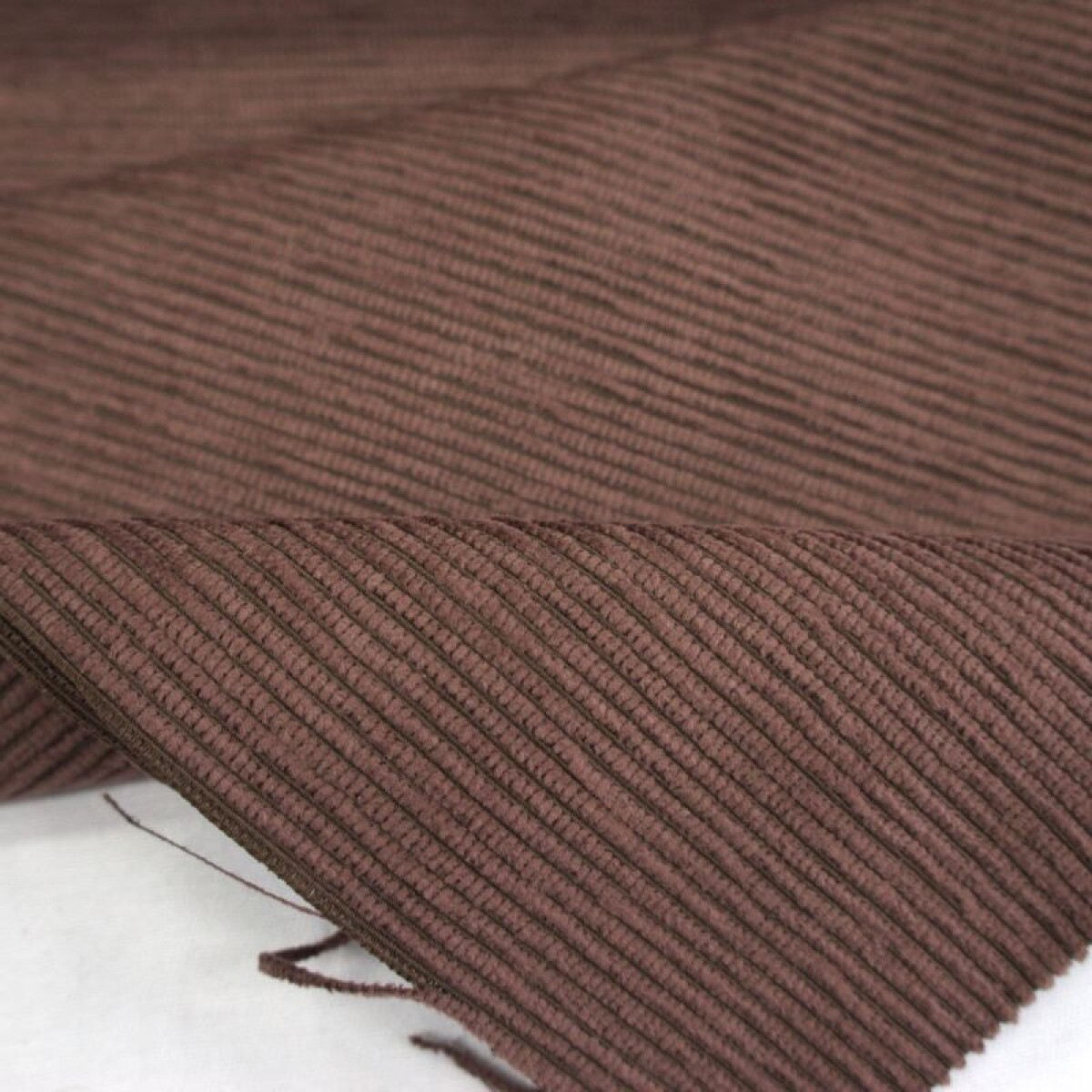 Chenille - chocolate Ancho: 2.80mts 