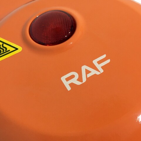 Mini Maquina de Donas 3 Unidas Antiadherente Color Naranja 12 x 18 x 14 cm - RAF - R2219O Mini Maquina de Donas 3 Unidas Antiadherente Color Naranja 12 x 18 x 14 cm - RAF - R2219O