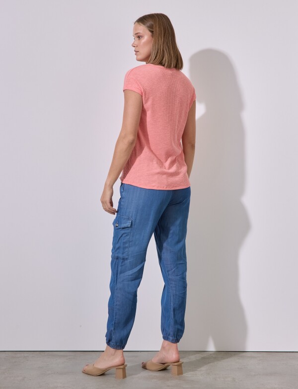 Remera Rib Escote V CORAL