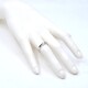 Anillo en oro 18k blanco , brillante y zafiros Anillo en oro 18k blanco , brillante y zafiros