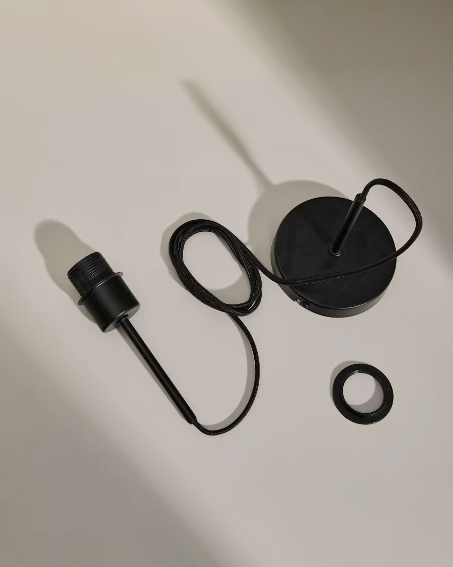 Montura para lámpara de techo Fulvia de metal con acabado negro