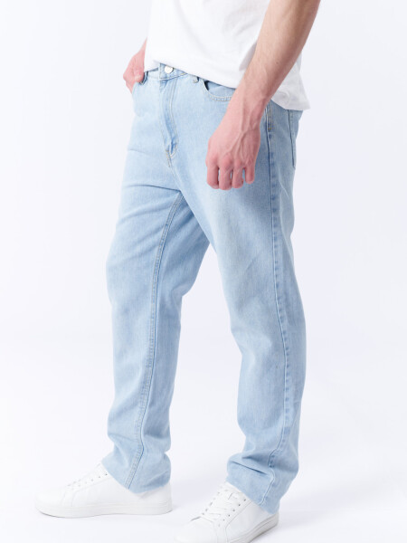 Pantalón jean fit clásico Azul Claro