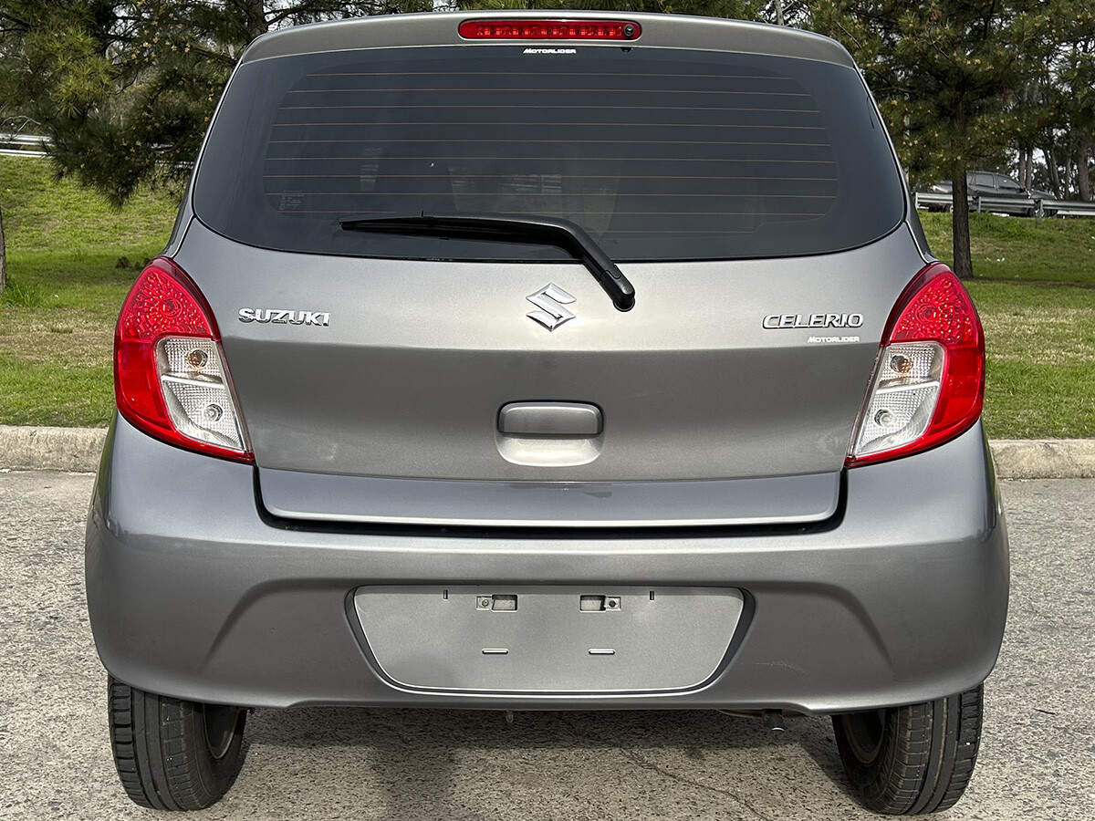 Suzuki Celerio GL EXCELENTE ESTADO! | Permuta / Financia Suzuki Celerio GL EXCELENTE ESTADO! | Permuta / Financia