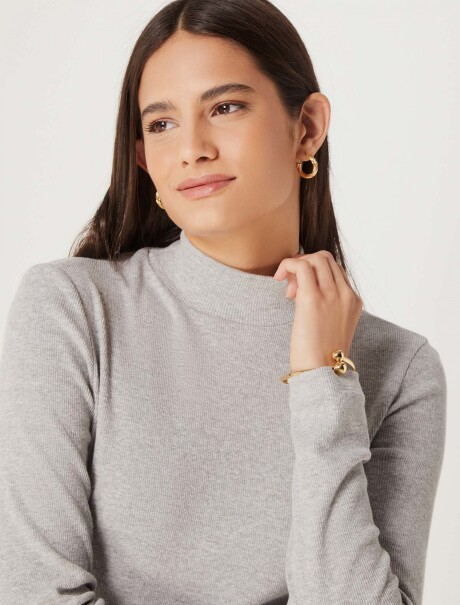 POLERA BÁSICA CON ELASTANO GRIS