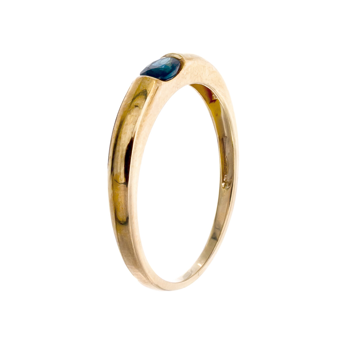 Anillo de oro 9 ktes con zafiro azul natural. 